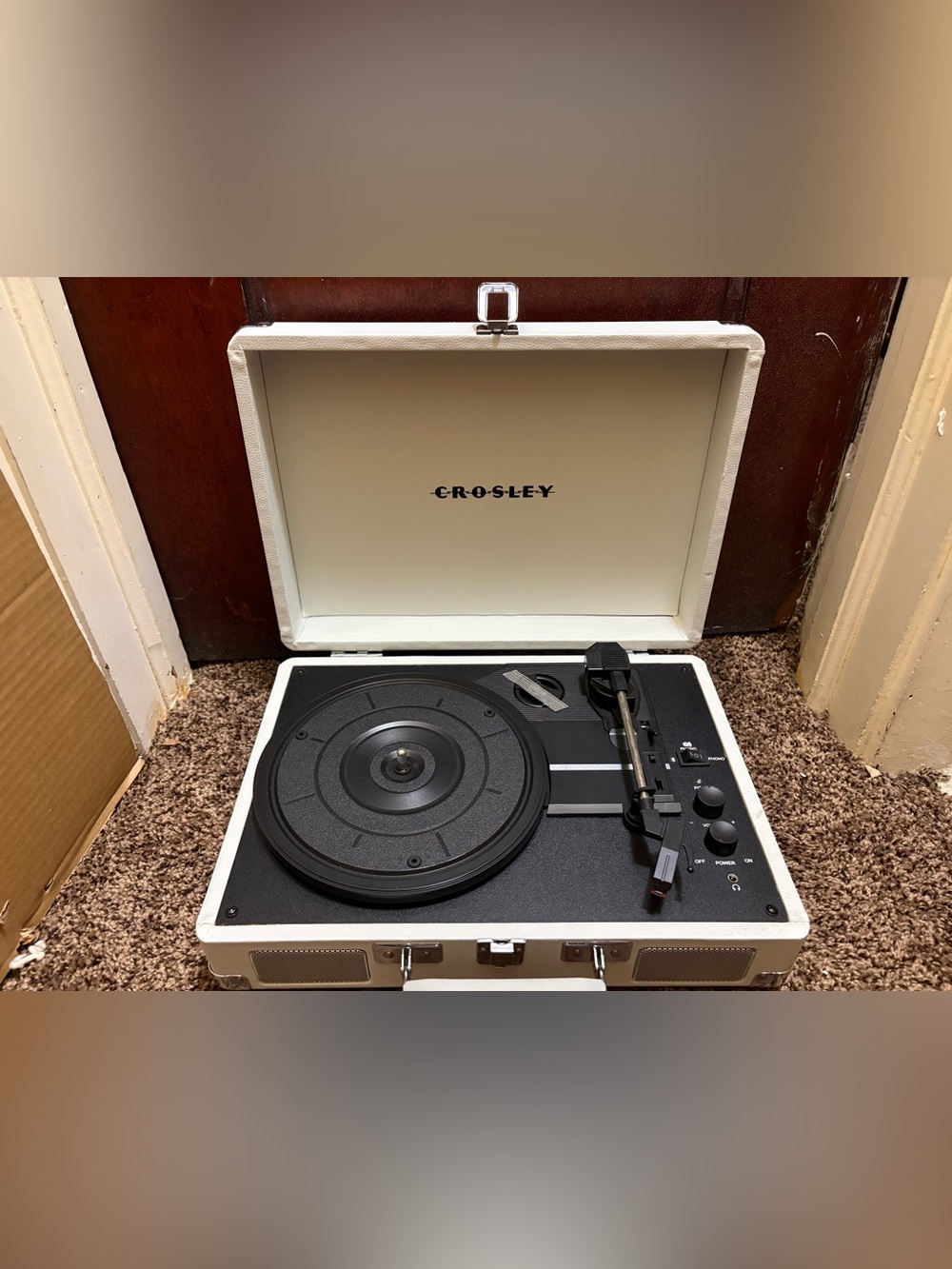 Crosley White Portable Suitcase Turntable with Black Platter